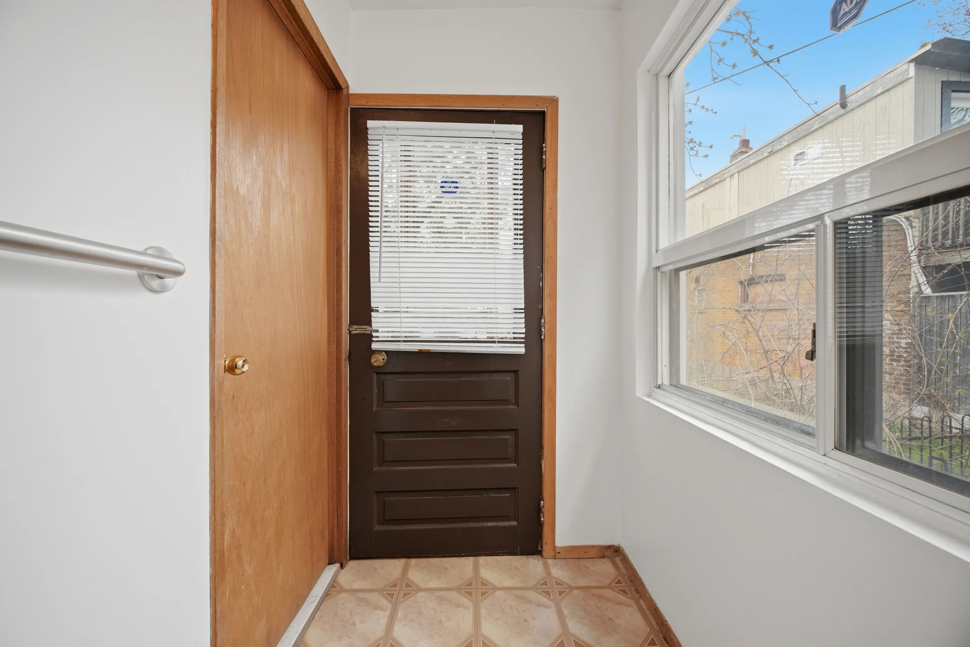102 Bartlett Avenue, Toronto - photo 40