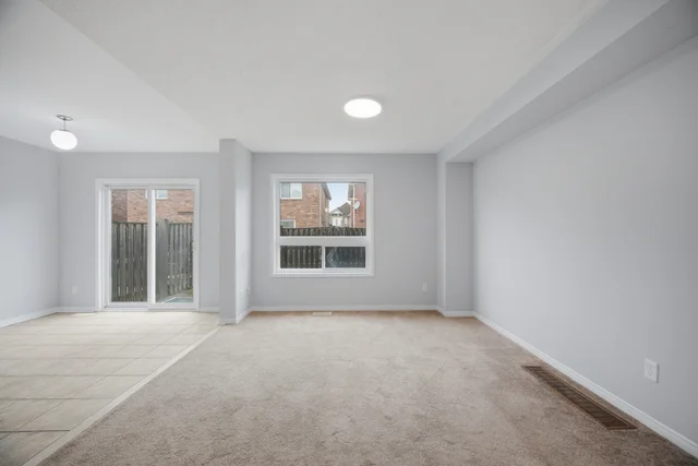 41 Hollingsworth Circle, Brampton - photo 20
