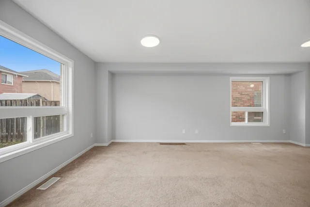 41 Hollingsworth Circle, Brampton - photo 21
