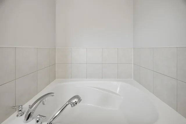 41 Hollingsworth Circle, Brampton - photo 40