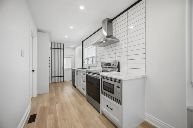 40 Sanderstead Avenue, Toronto - photo 18