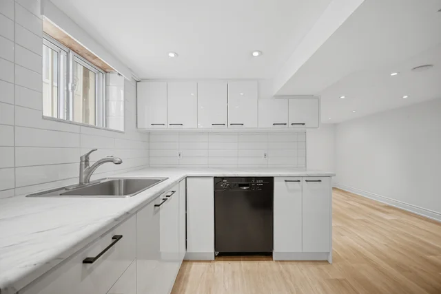 40 Sanderstead Avenue, Toronto - photo 37