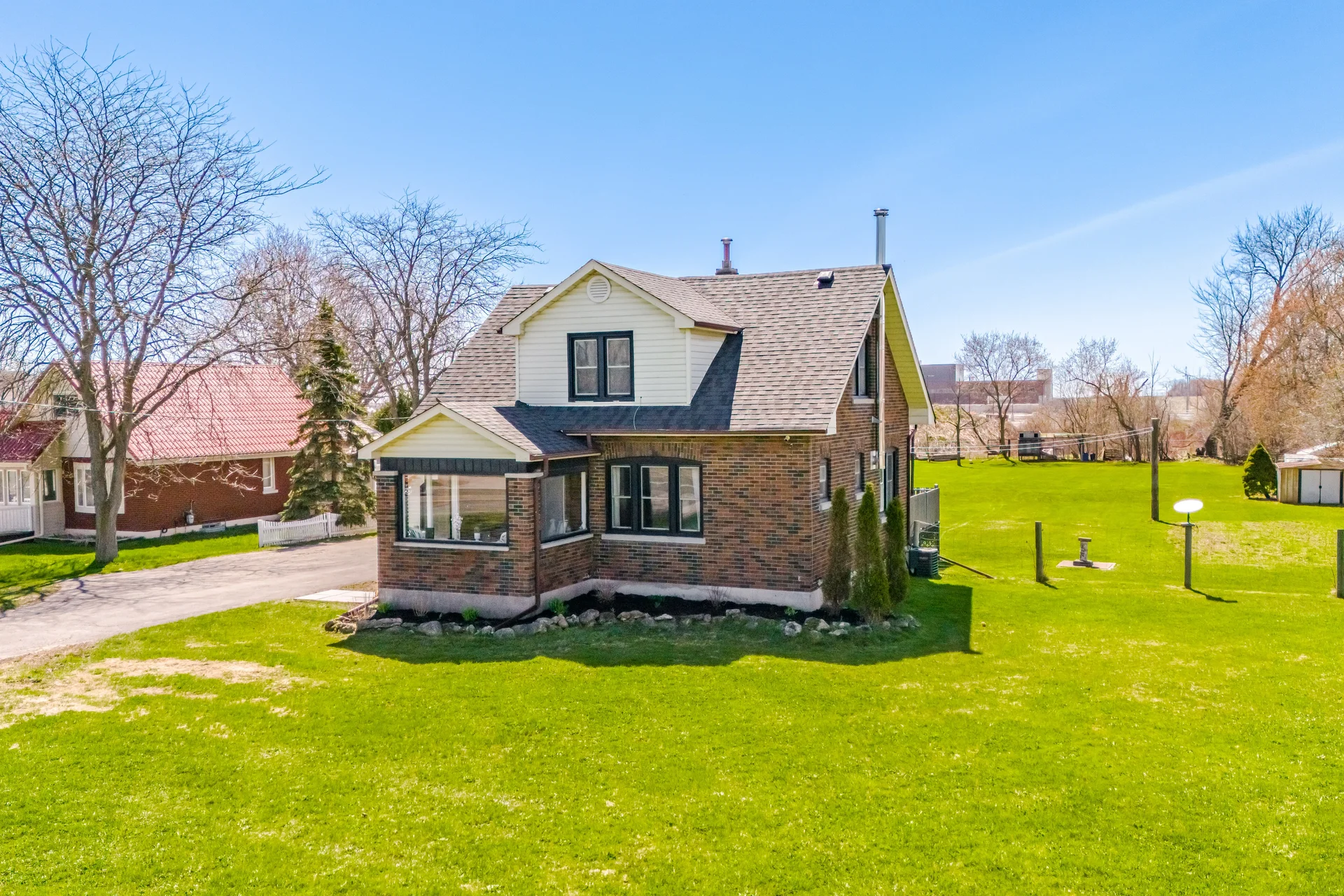 2203 Highway 2, Bowmanville - photo 11