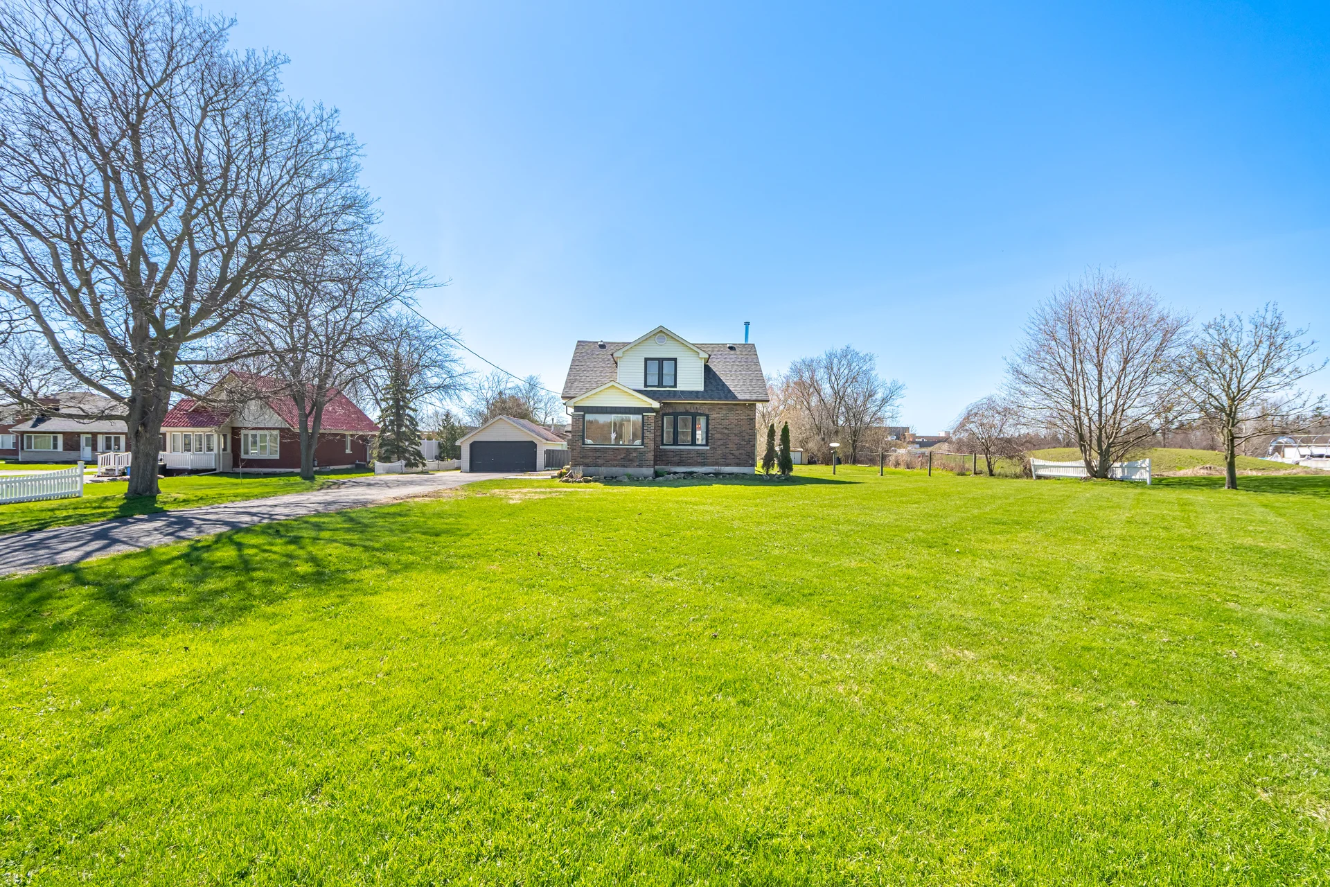 2203 Highway 2, Bowmanville - photo 15