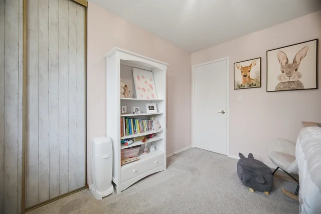 2395 Arnold Crescent, Burlington - photo 36