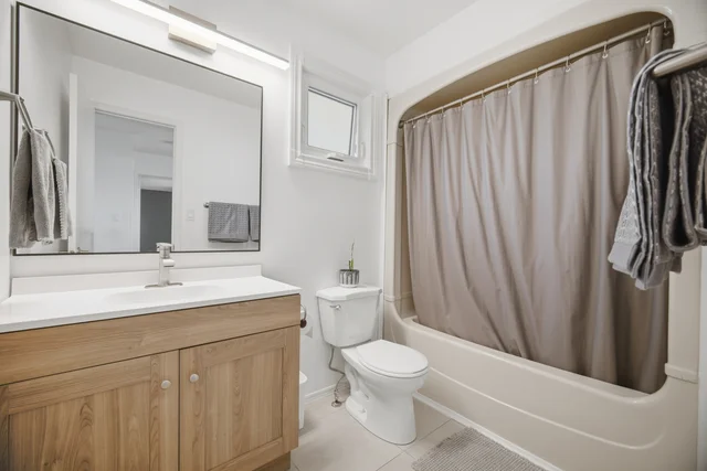 2395 Arnold Crescent, Burlington - photo 40