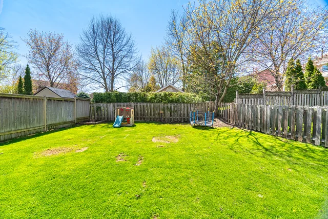 2395 Arnold Crescent, Burlington - photo 55