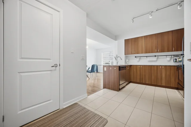 #702-1235 Bayly Street, Pickering - photo 12