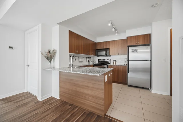 #702-1235 Bayly Street, Pickering - photo 13