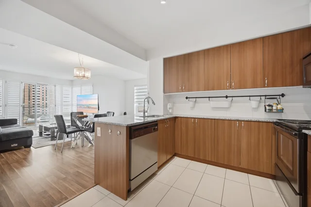 #702-1235 Bayly Street, Pickering - photo 16