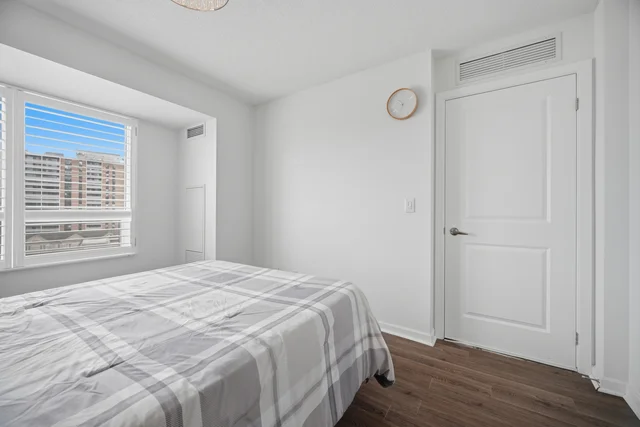 #702-1235 Bayly Street, Pickering - photo 35