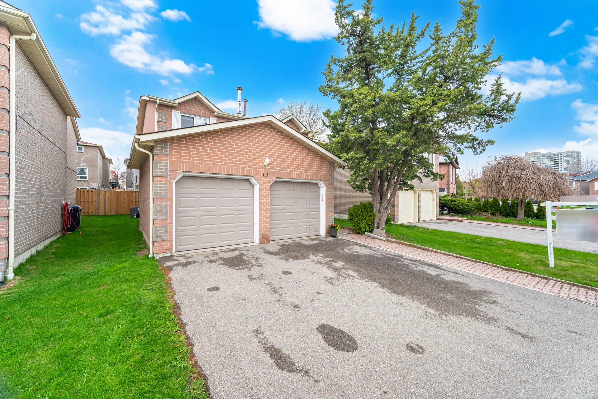 19 Ingleton Boulevard, Scarborough - photo 5