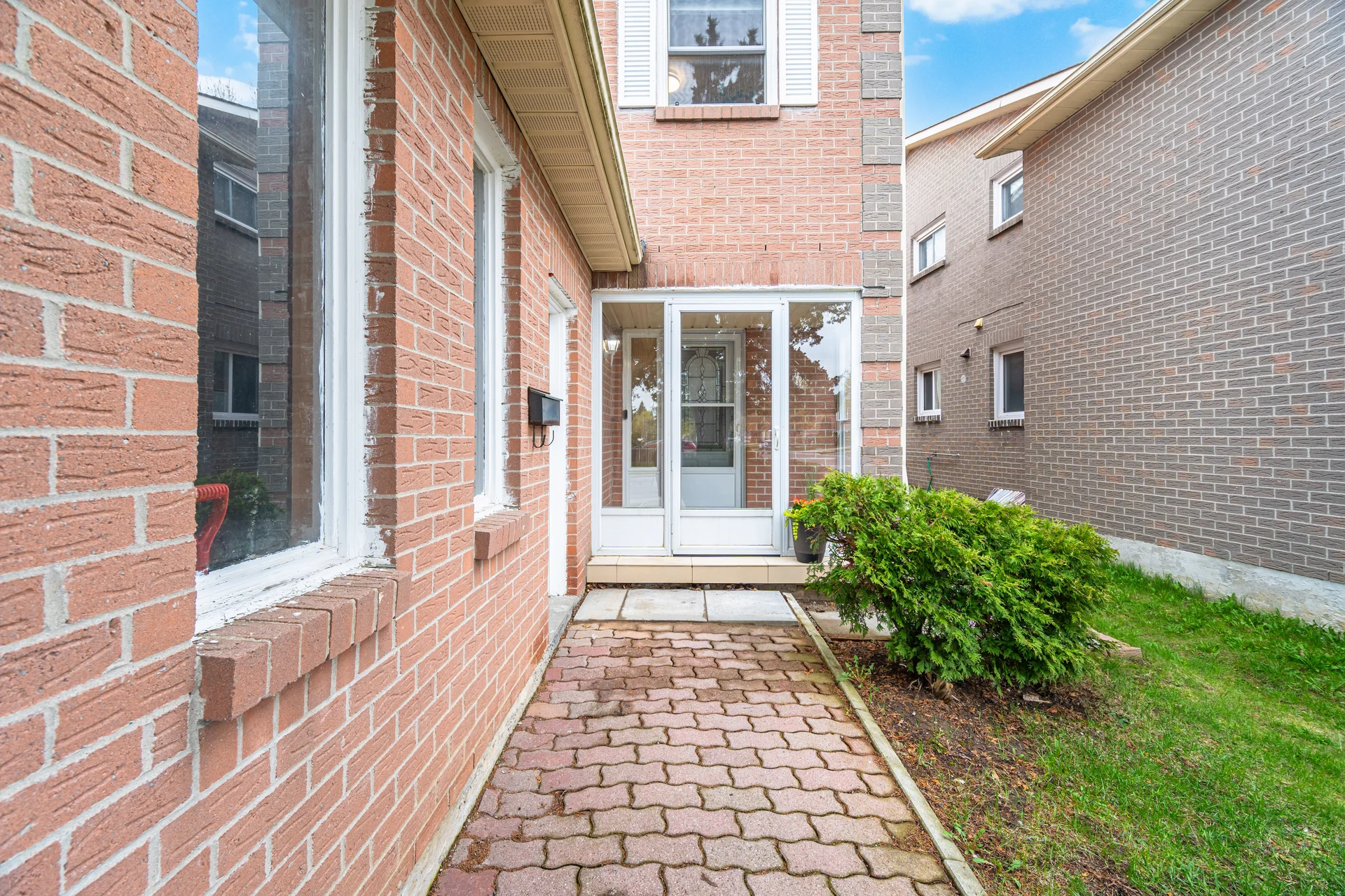 19 Ingleton Boulevard, Scarborough - photo 8