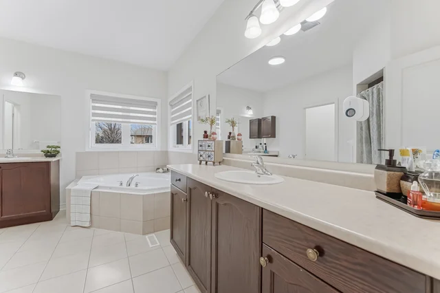 146 Lloyd Sanderson Drive, Brampton - photo 44
