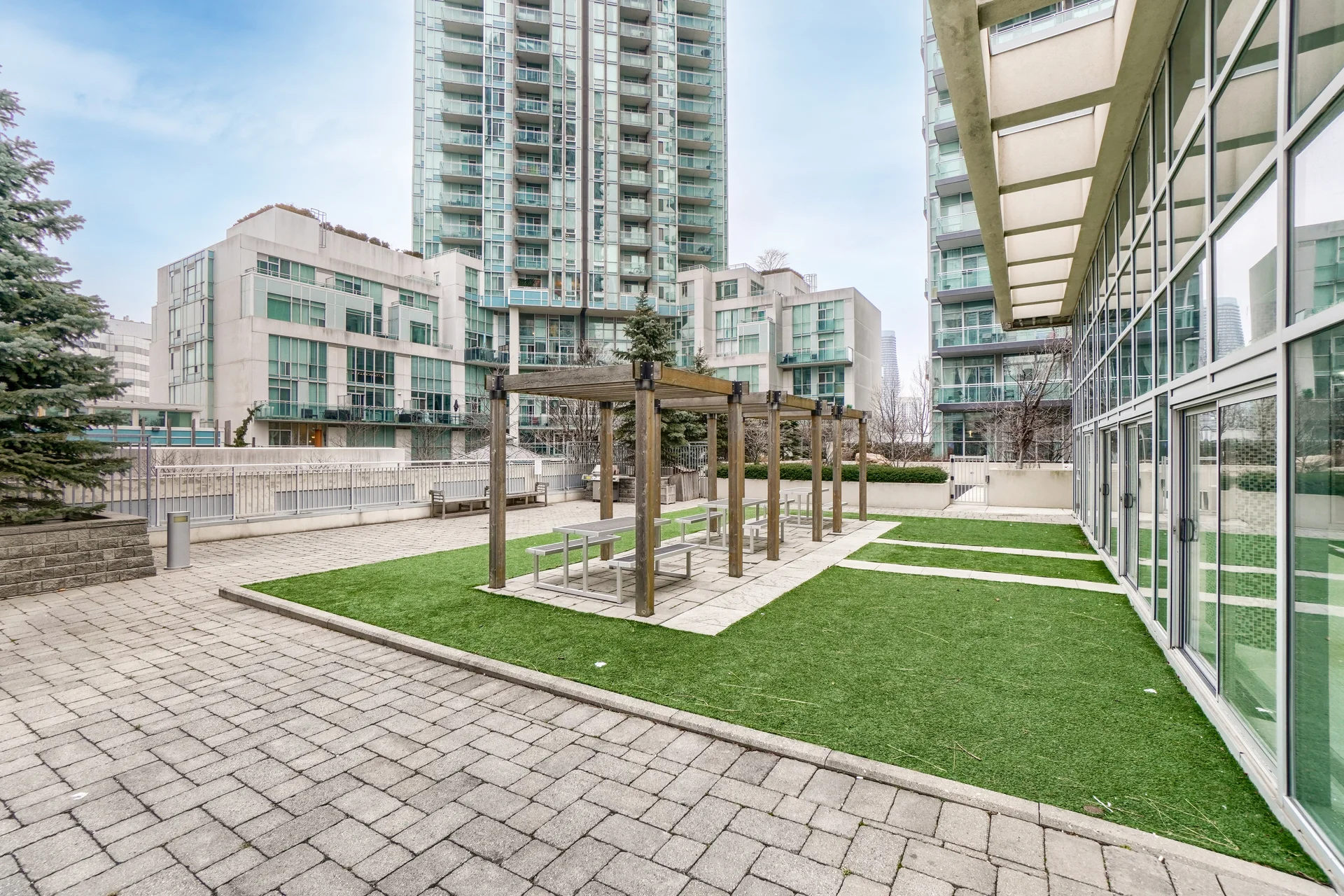 #402-225 Webb Drive, Mississauga - photo 36