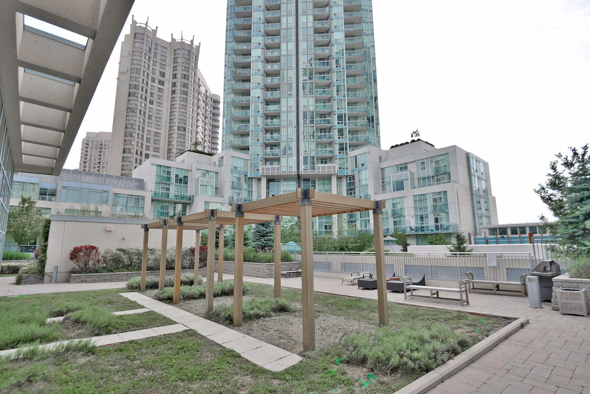 #402-225 Webb Drive, Mississauga - photo 50