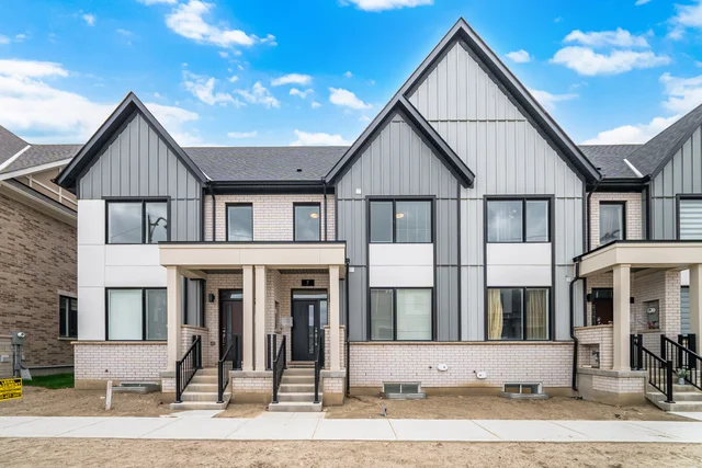 7 Moosehead Drive, Brampton - photo 3