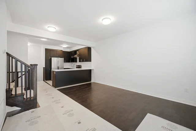 7 Moosehead Drive, Brampton - photo 10