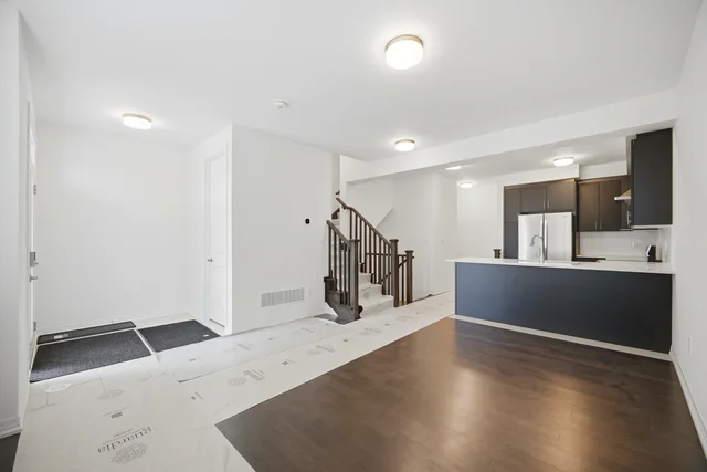 7 Moosehead Drive, Brampton - photo 11