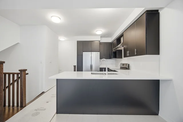 7 Moosehead Drive, Brampton - photo 12