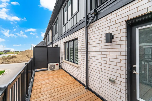 7 Moosehead Drive, Brampton - photo 30