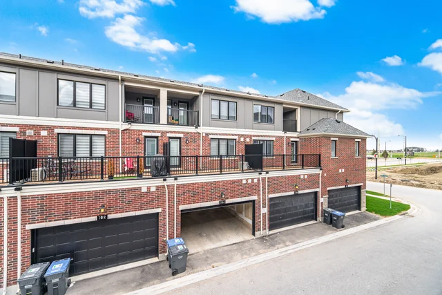 7 Moosehead Drive, Brampton - photo 31