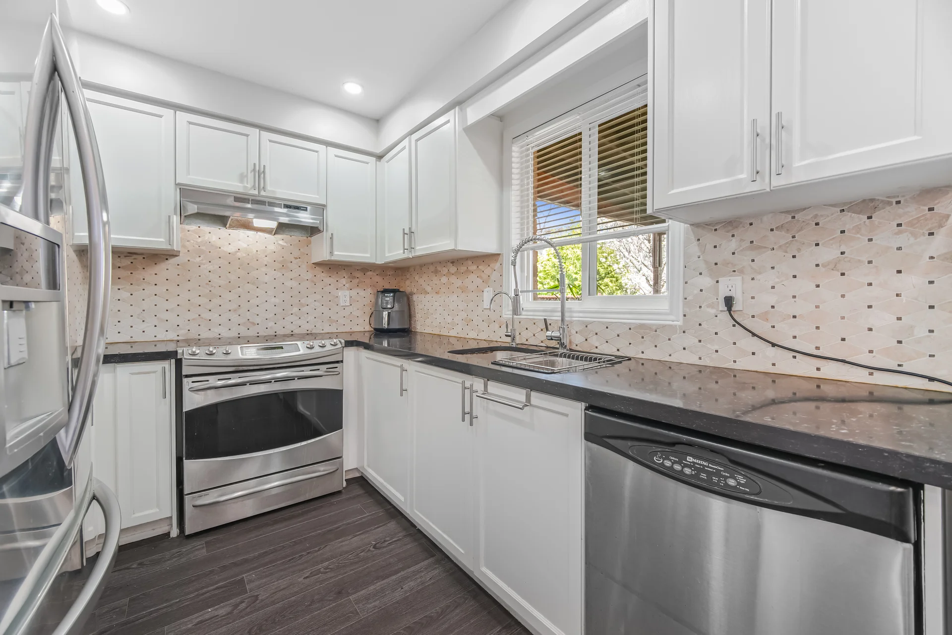 185 Red Maple Road, Richmond Hill - photo 20