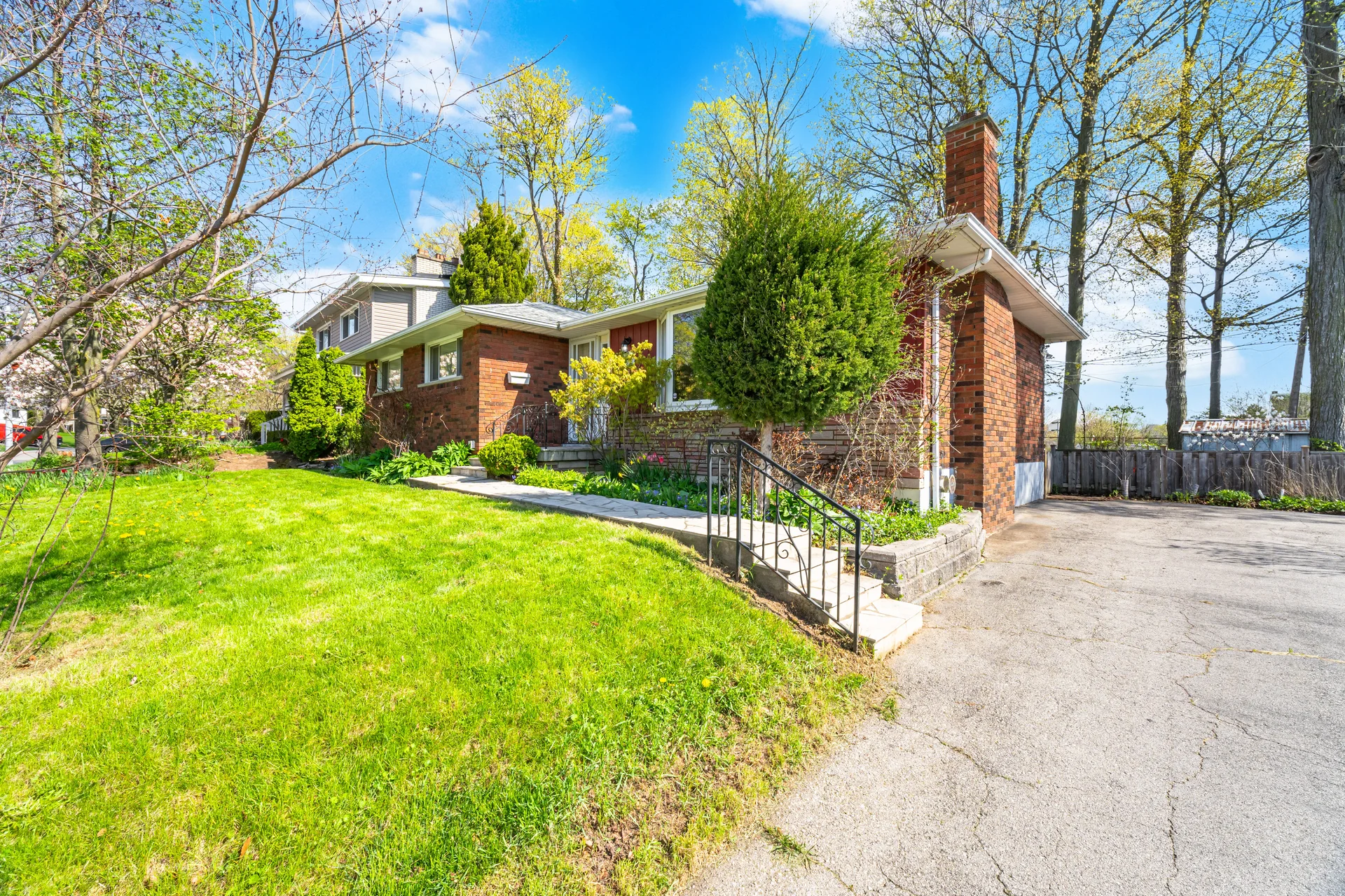 1461 Moss Glen Road, Burlington - photo 5