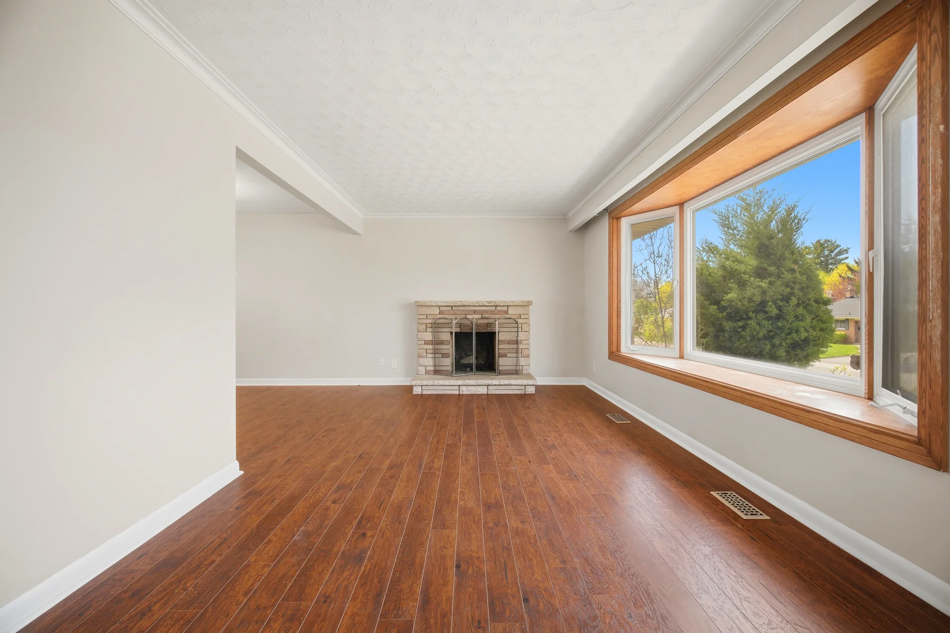1461 Moss Glen Road, Burlington - photo 17