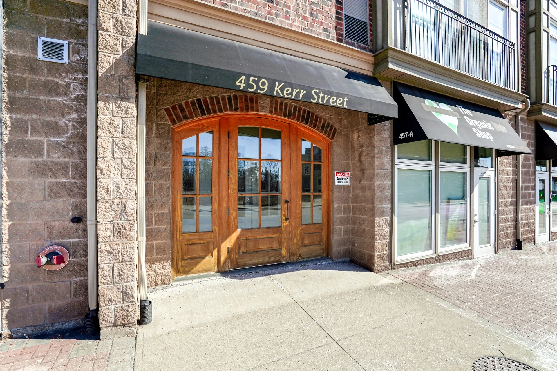 459 Kerr Street #305, Oakville - photo 2