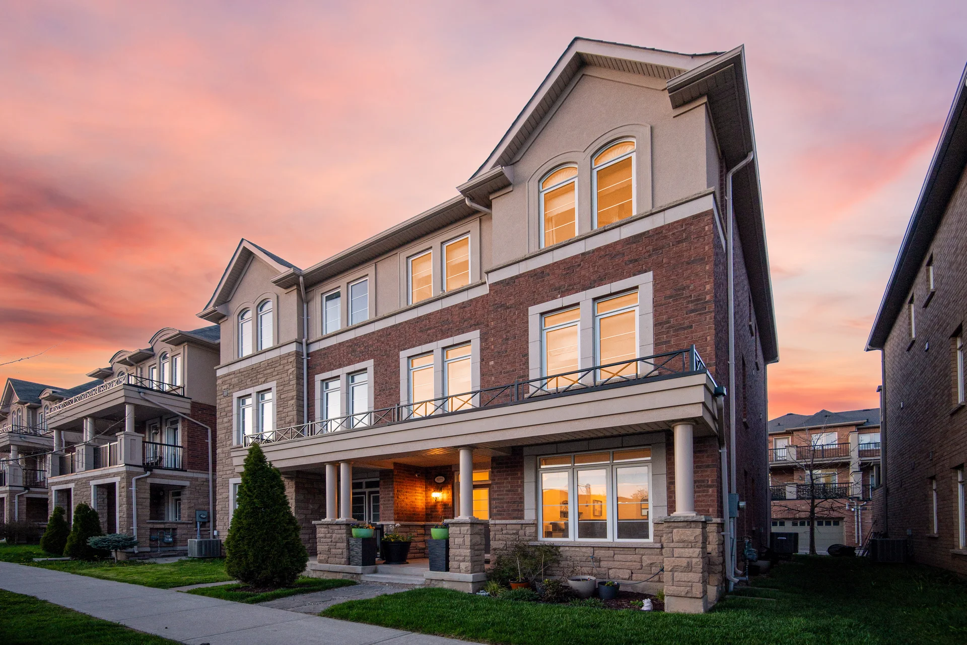 3077 Preserve Drive, Oakville - photo 13