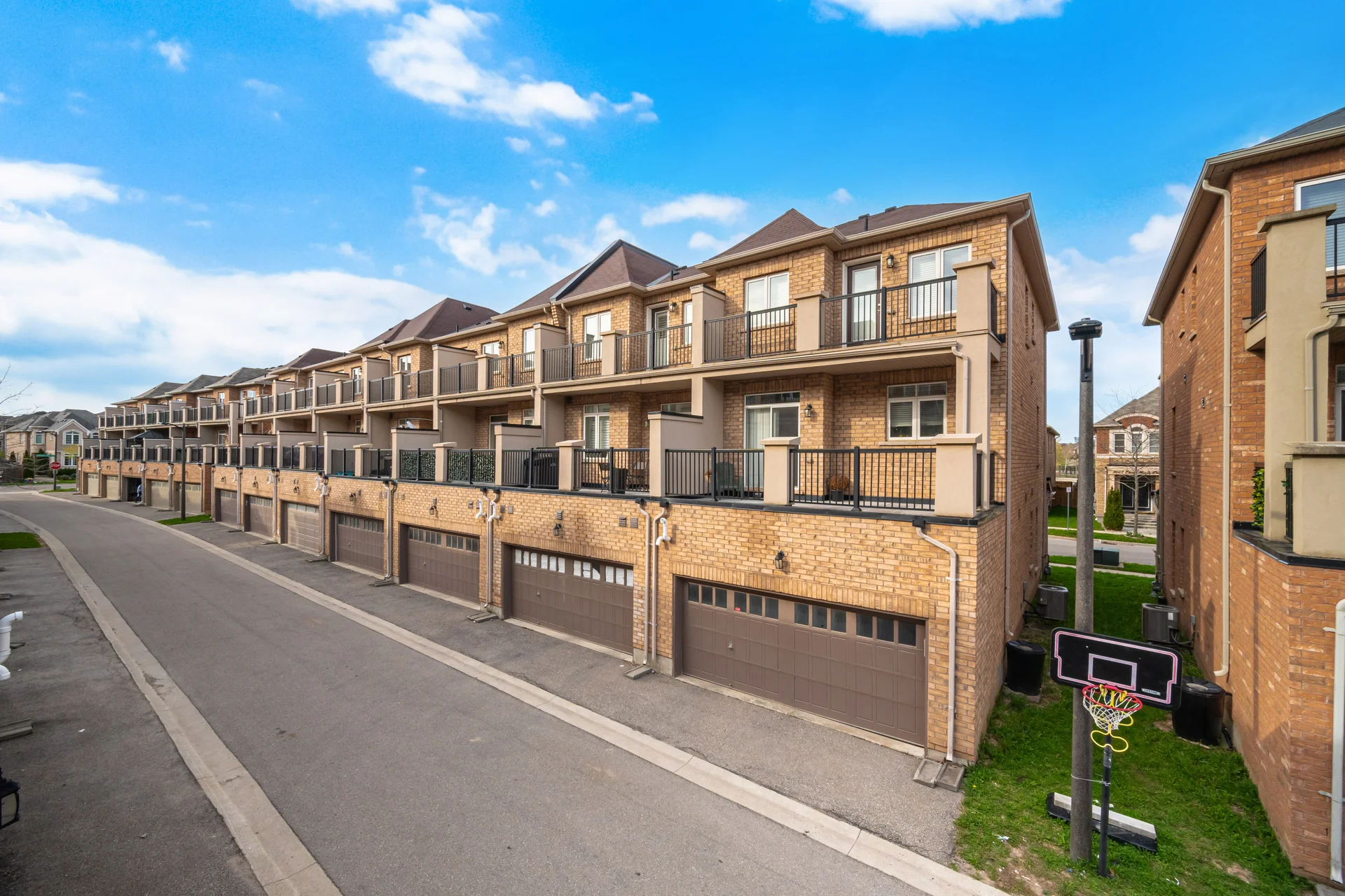 3077 Preserve Drive, Oakville - photo 50