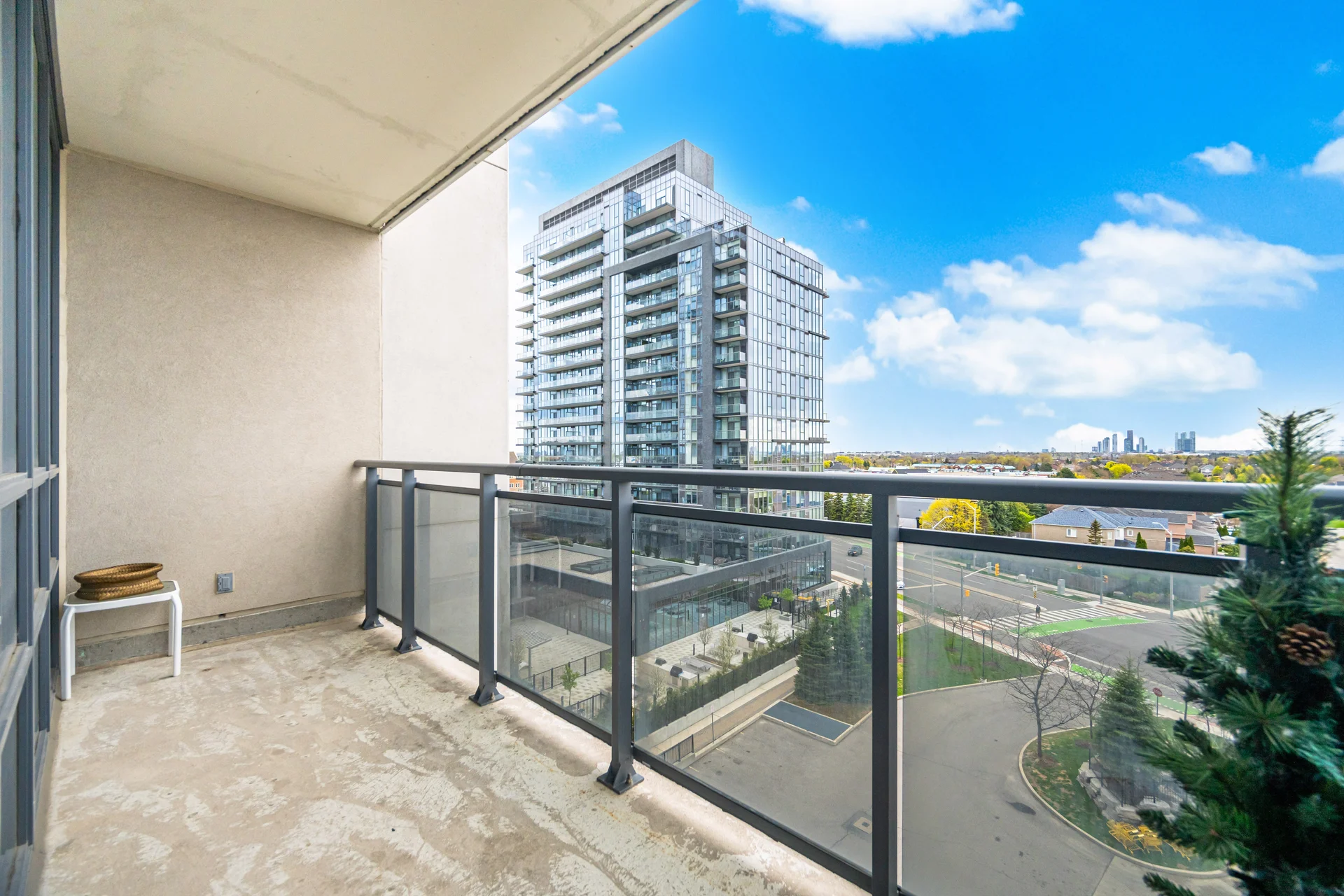 #612-85 North Park Road, Thornhill - photo 30