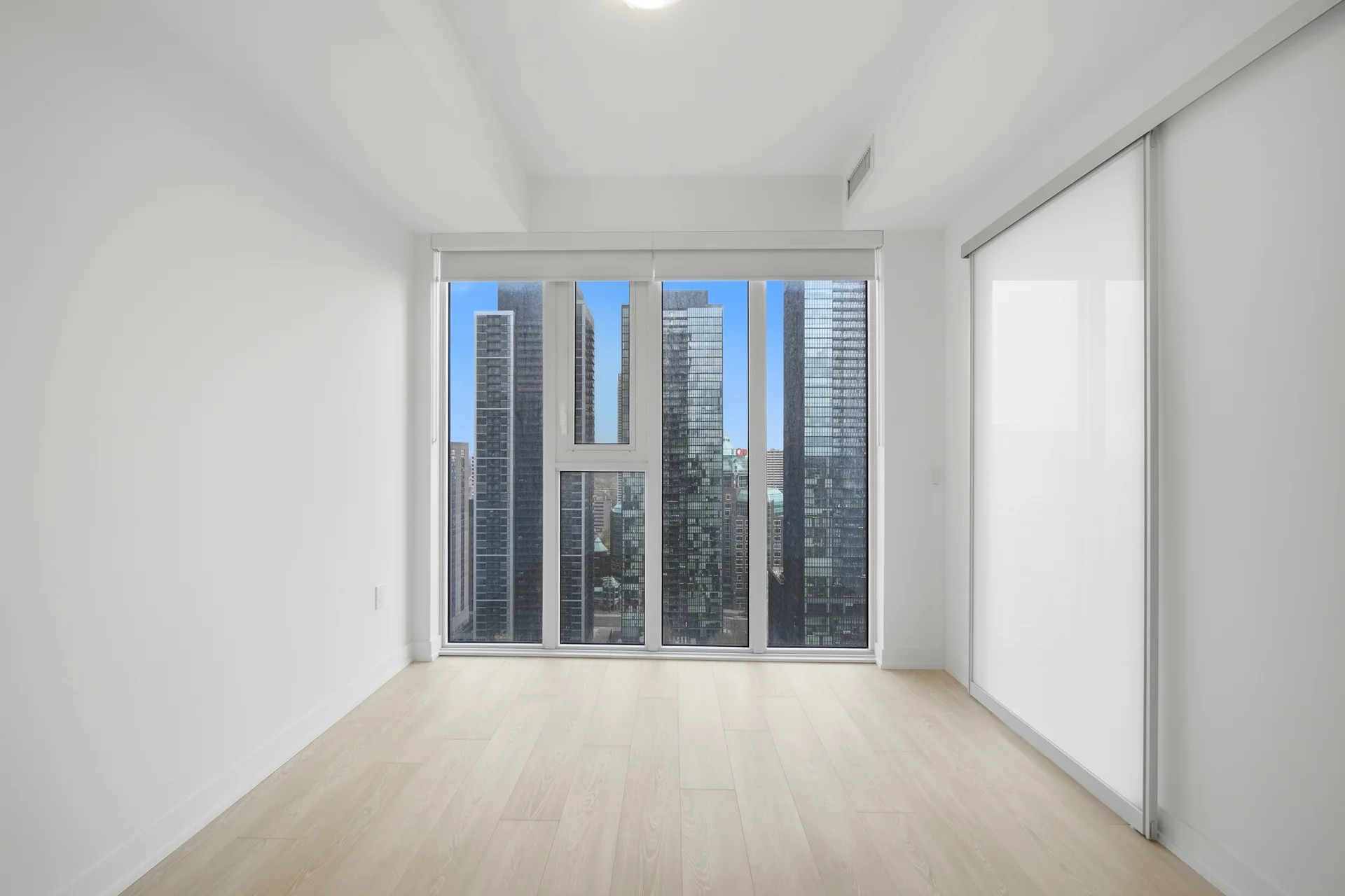 #2409-634 Church Street, Toronto - photo 22