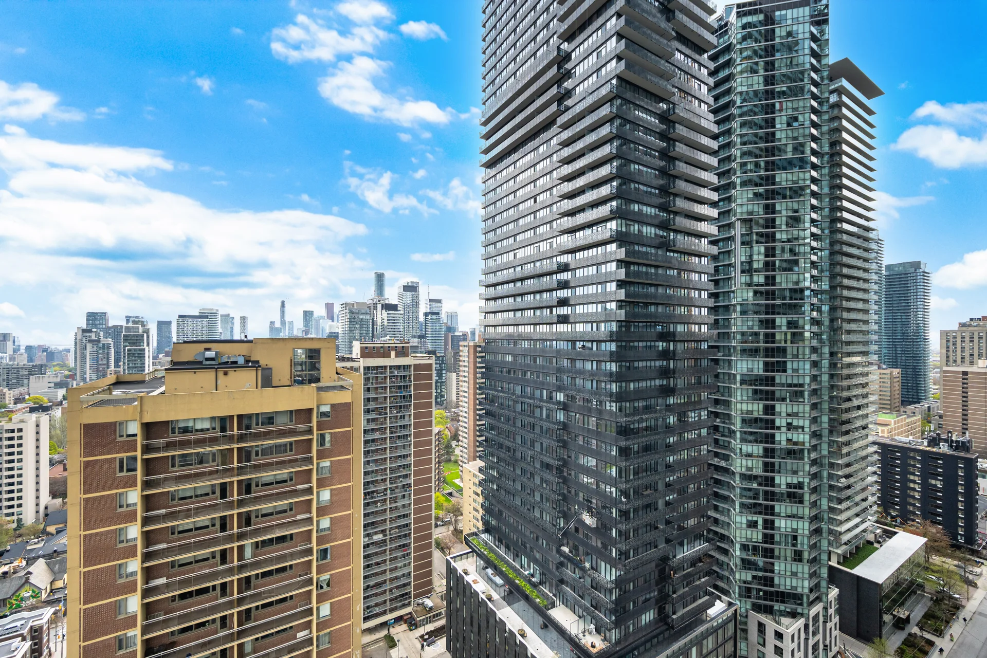 #2409-634 Church Street, Toronto - photo 28