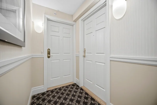 #1508-350 Princess Royal Drive, Mississauga - photo 5
