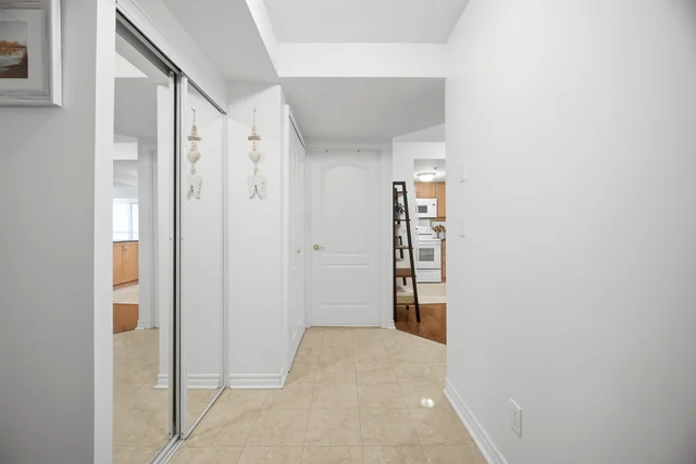 #1508-350 Princess Royal Drive, Mississauga - photo 8