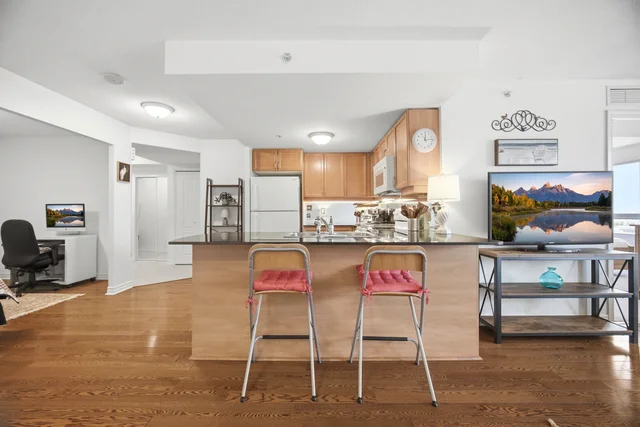 #1508-350 Princess Royal Drive, Mississauga - photo 9