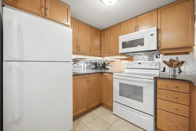 #1508-350 Princess Royal Drive, Mississauga - photo 12