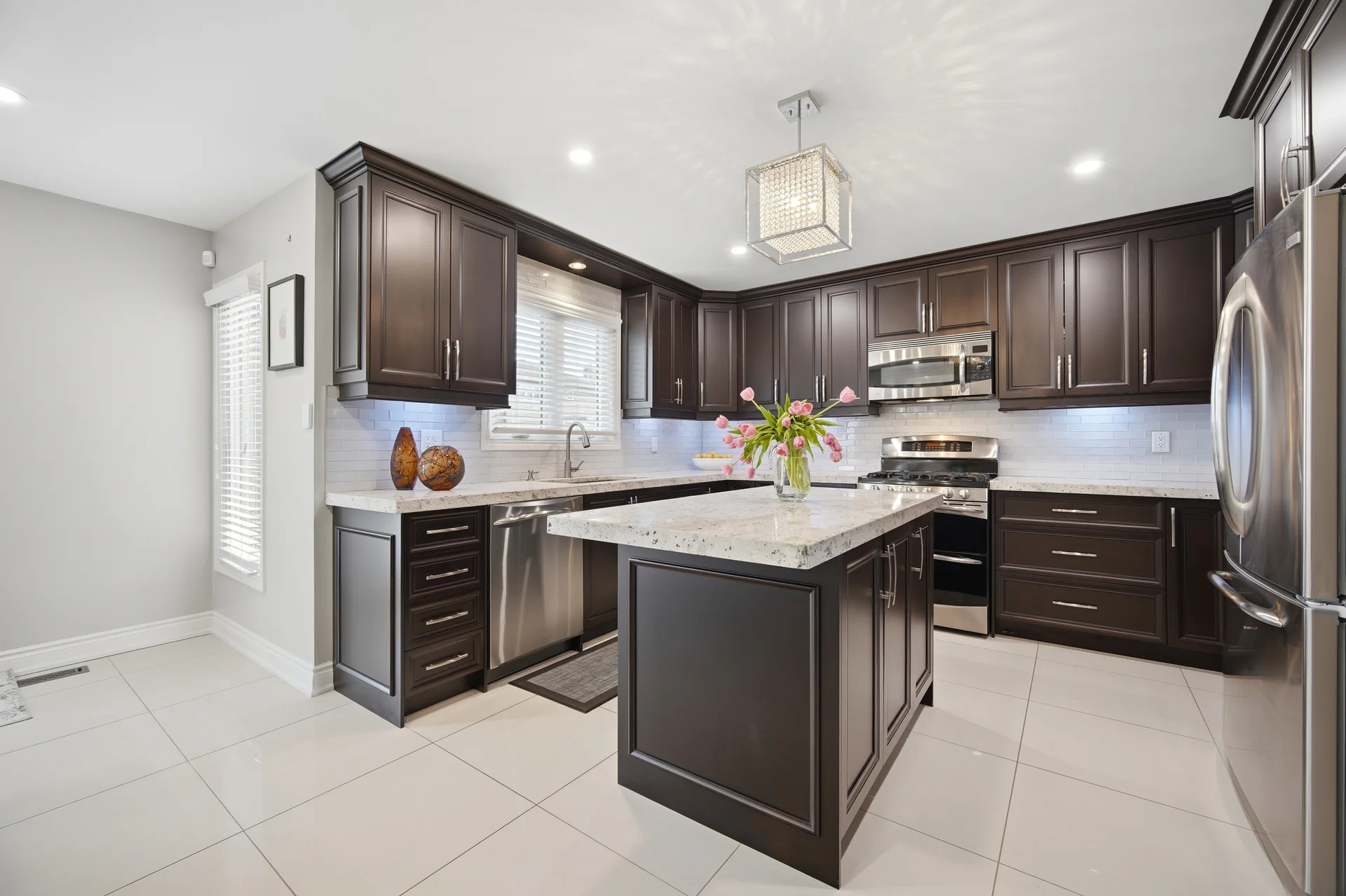 139 Coronation Street, Vaughan - photo 18