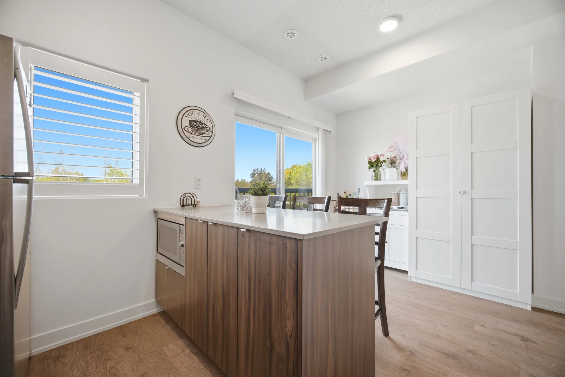 3597098