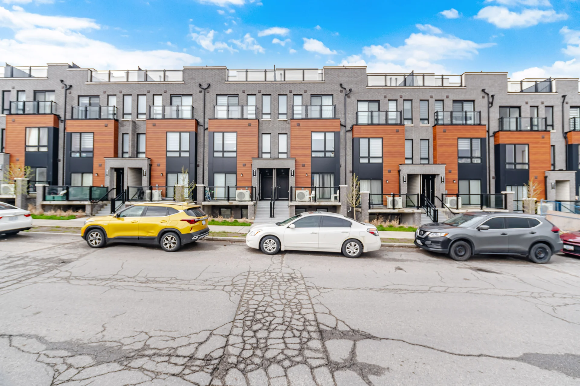#20-30 Liben Way, Scarborough - photo 2