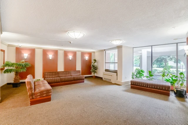 #1012-50 Mississauga Valley Boulevard, Mississauga - photo 5