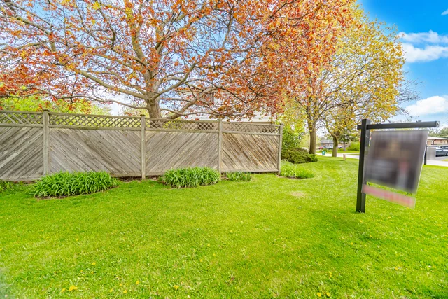 1 Flavian Crescent, Brampton - photo 16