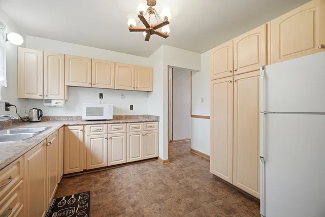 1 Flavian Crescent, Brampton - photo 32