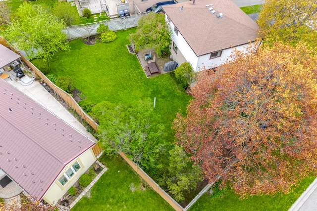 1 Flavian Crescent, Brampton - photo 68