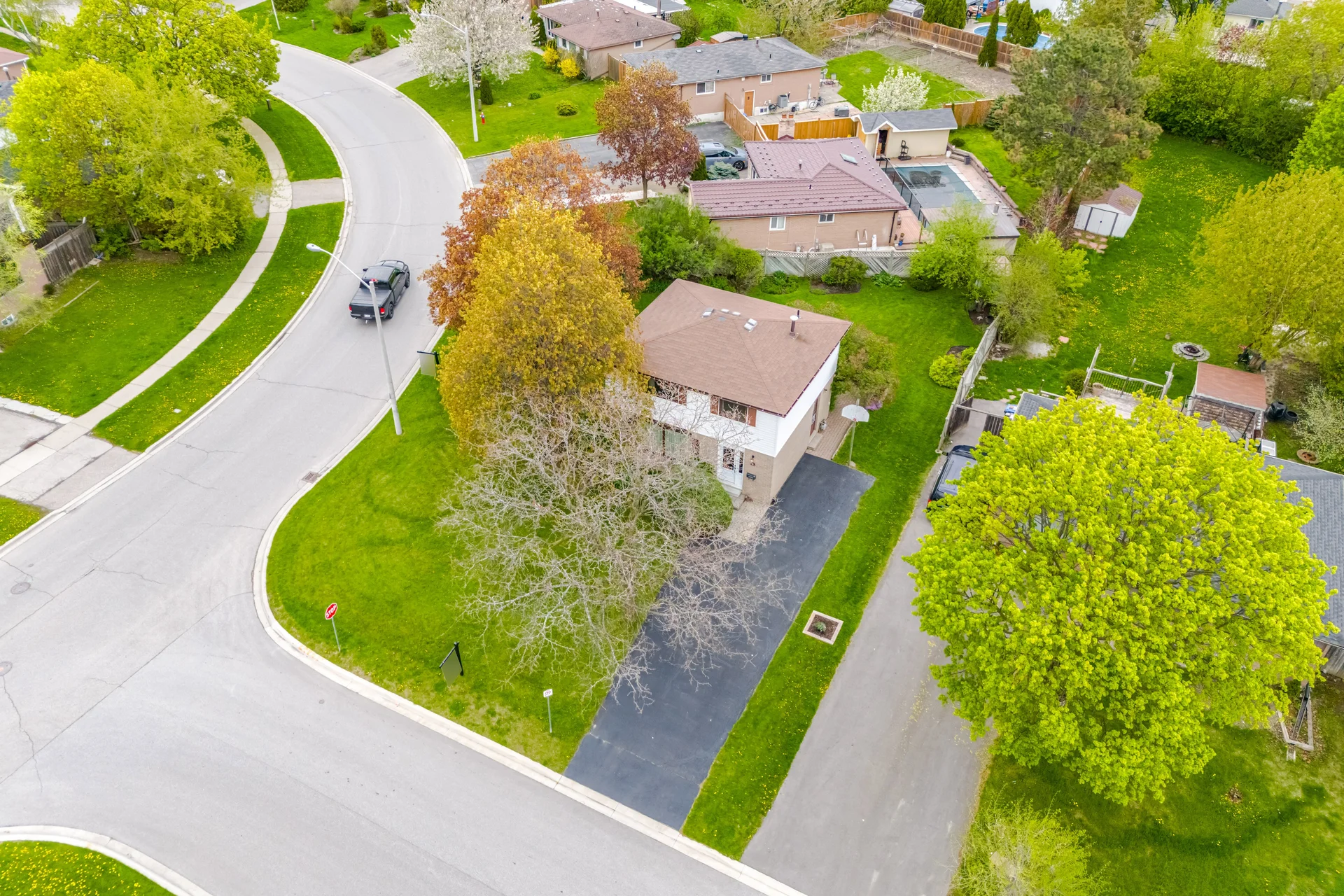 1 Flavian Crescent, Brampton - photo 4