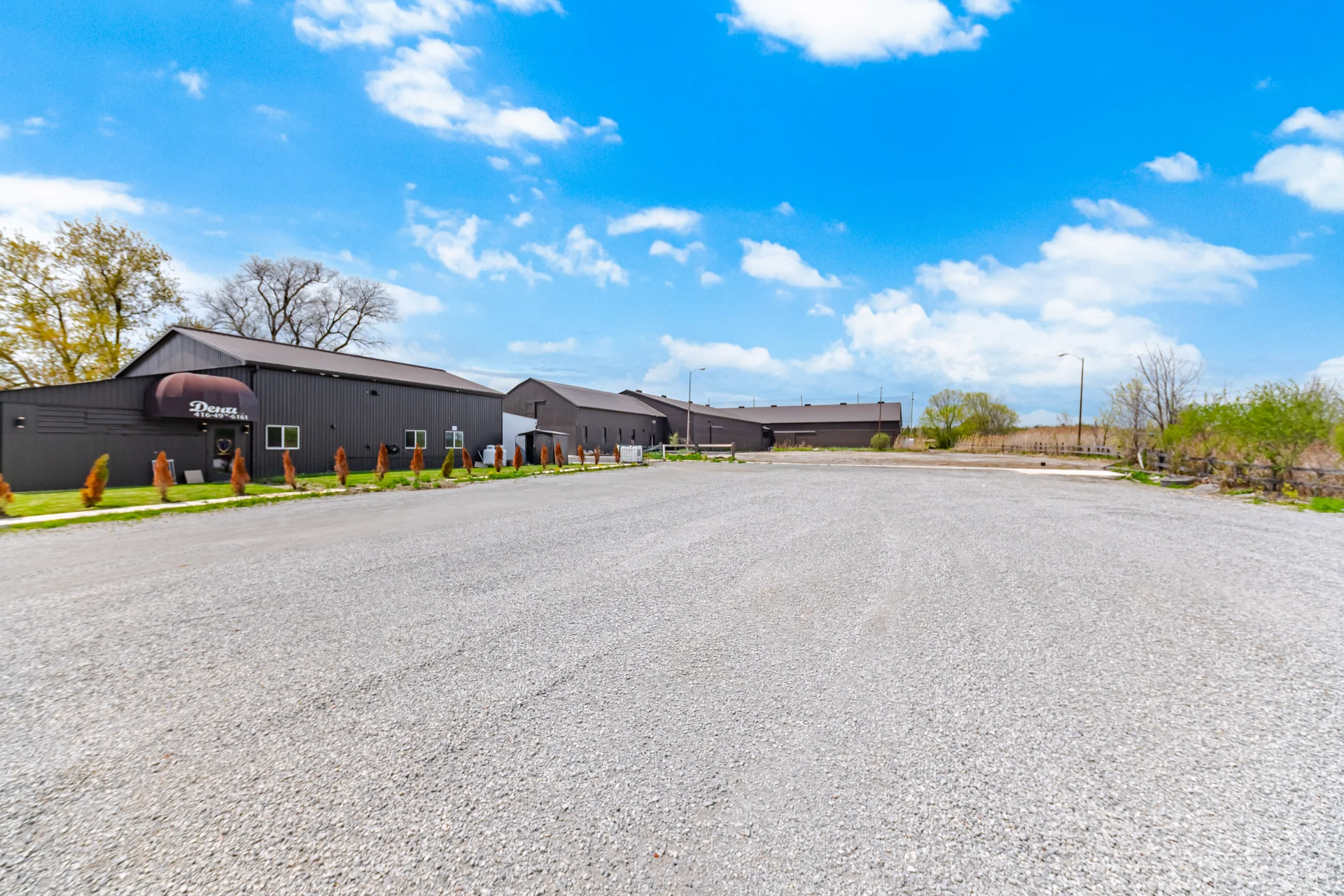 3601639