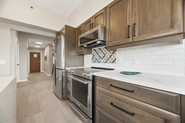 #1513-100 Burloak Drive, Burlington - photo 14
