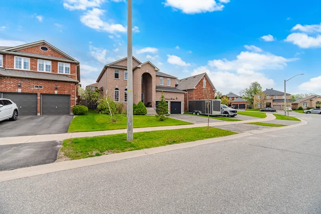 3 Imperial Crown Lane, Barrie - photo 3
